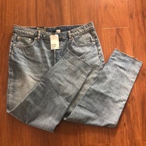 🤩3/$30🤩 H&M mom jeans - brand new - size 14